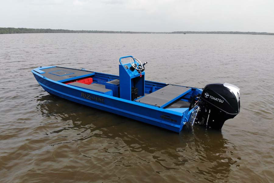 Rezilient Self Bailing Boats - Pro-Drive Outboards